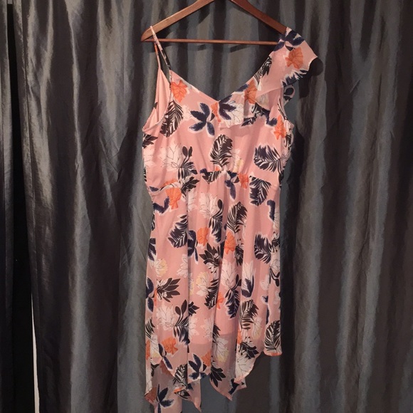 a•n•d e a w y Pink floral Dress - Picture 3 of 6